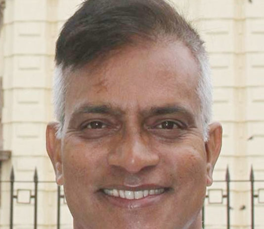 Indian-origin doctor died by Stabbing