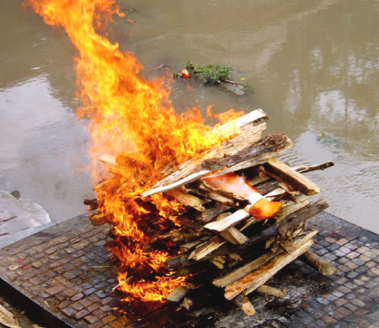UK to Expand Crematorium Provisions for British Hindus to Cremate Dead Bodies as per Religious Rites